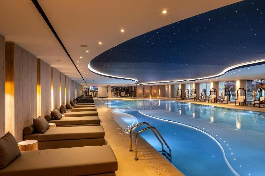 The Healthy Stay-Padel, Pool&Fitness Αγία Νάπα